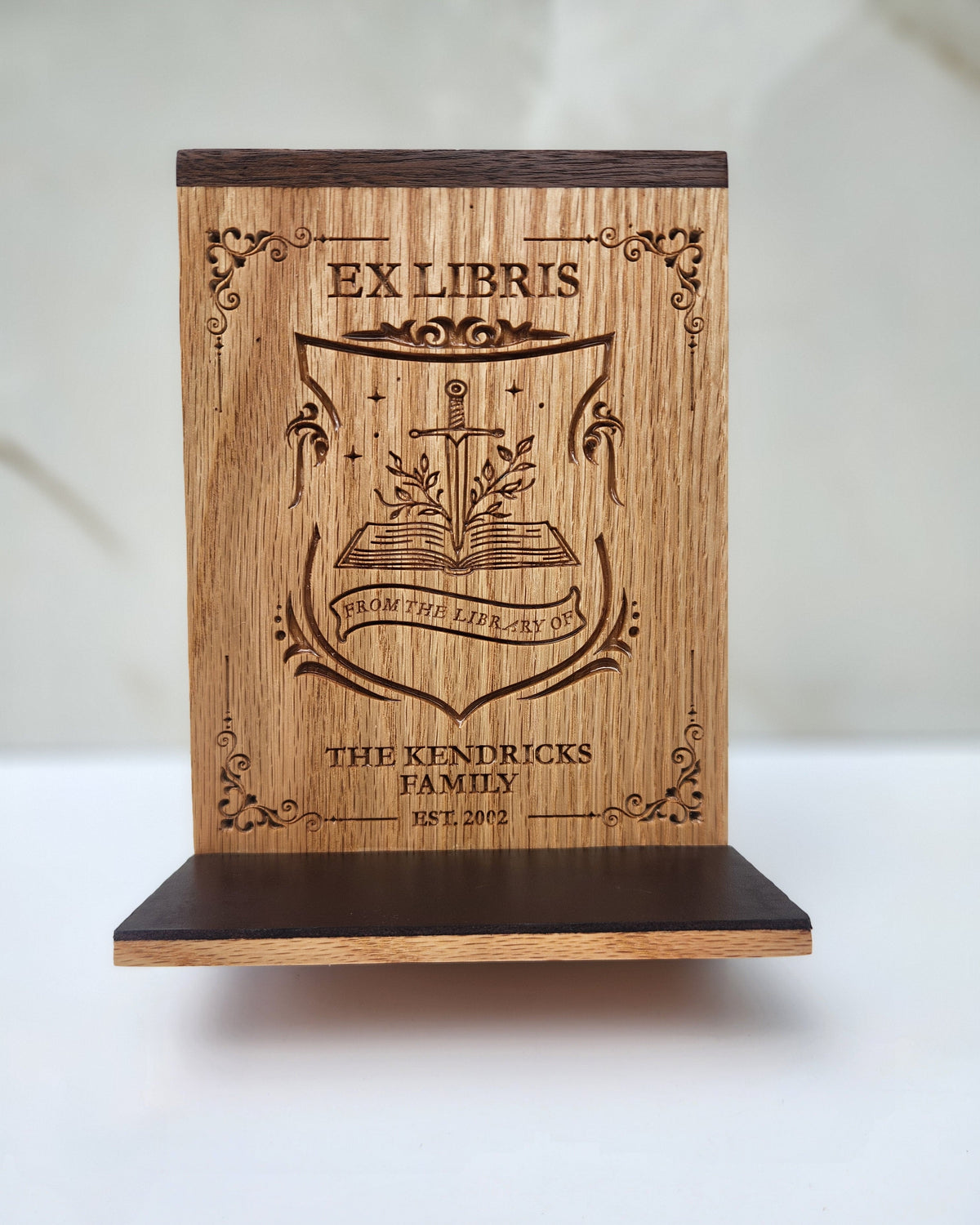 Ex Libris Hero Family Bookshelf