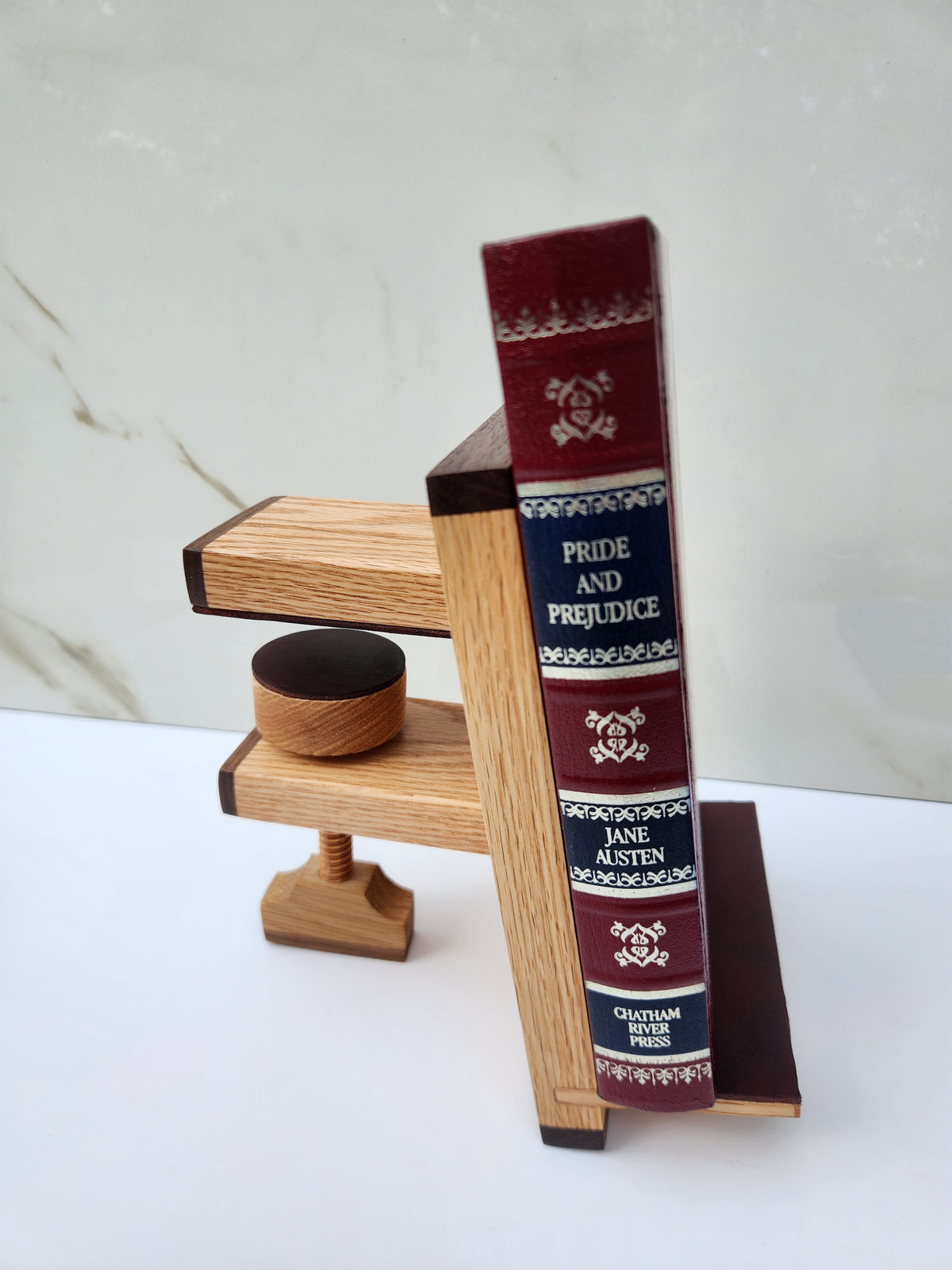 Ex Libris Flowers Bookshelf
