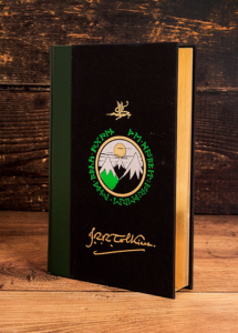 Hobbit Deluxe Illustrated Edition by J.R.R. Tolkien (New)