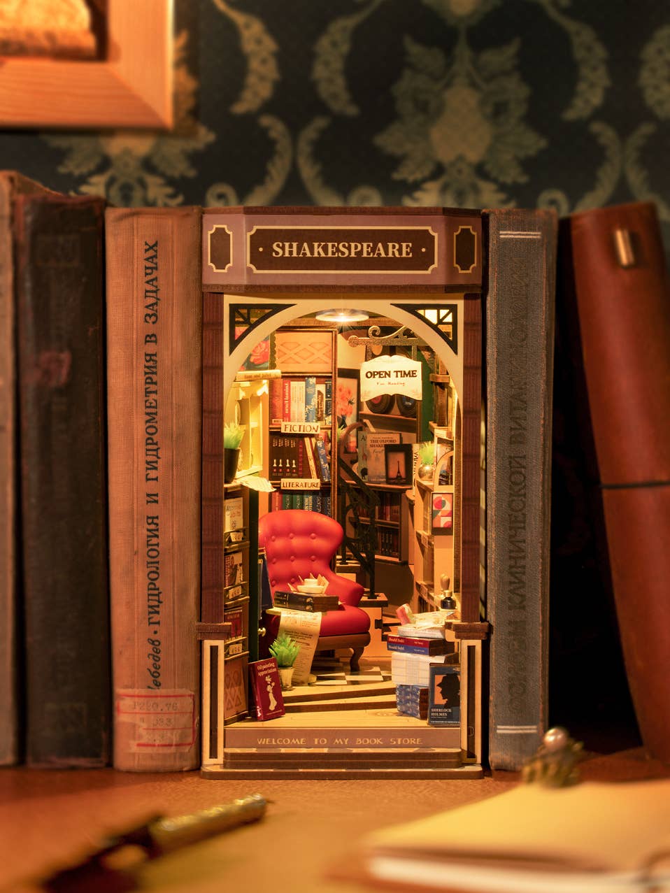 Bookstore Book Nook